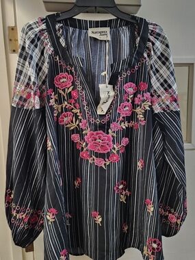 Savanna Jane Black Striped Peasant Top with Pink Floral Embroidery Sz:2x